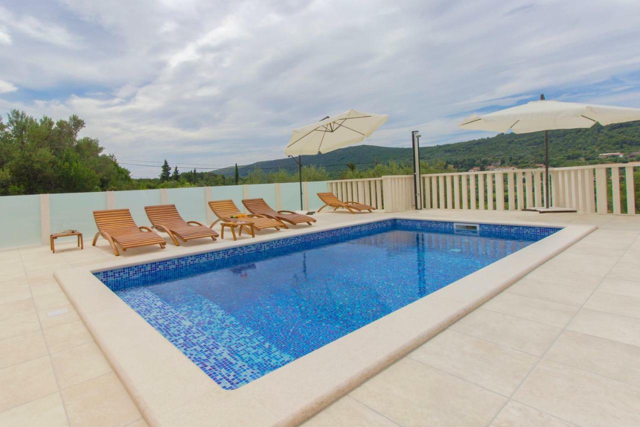Paradise Brbinj Exteriér fotografie