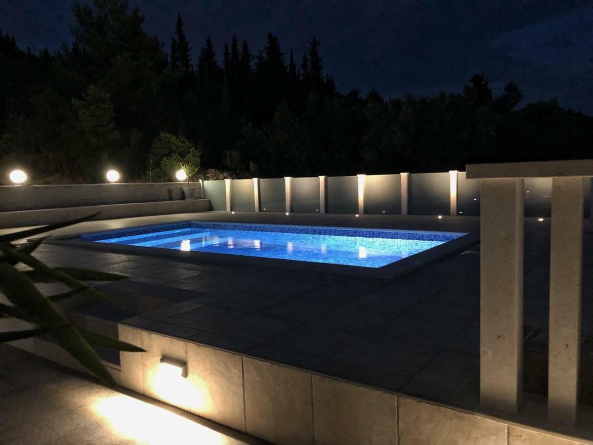 Paradise Brbinj Exteriér fotografie